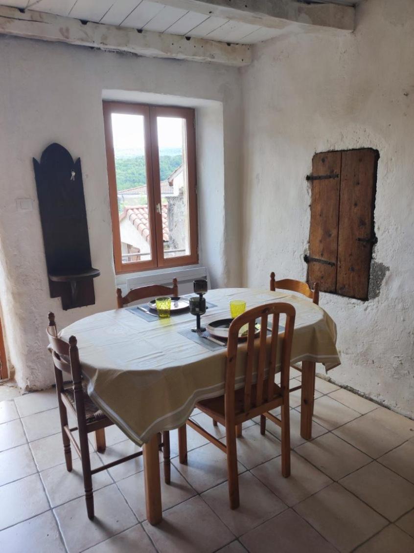Maison De Vigneron Mareugheol Buitenkant foto